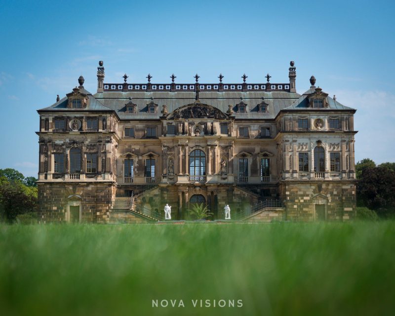 Palais Großer Garten von vorne