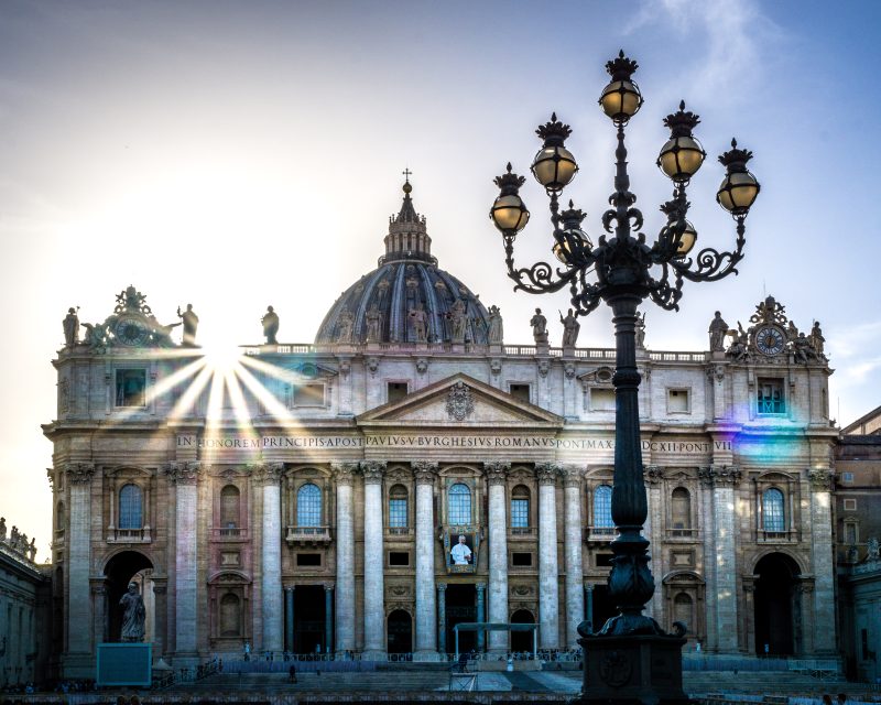Sonnenuntergang über dem Petersdom