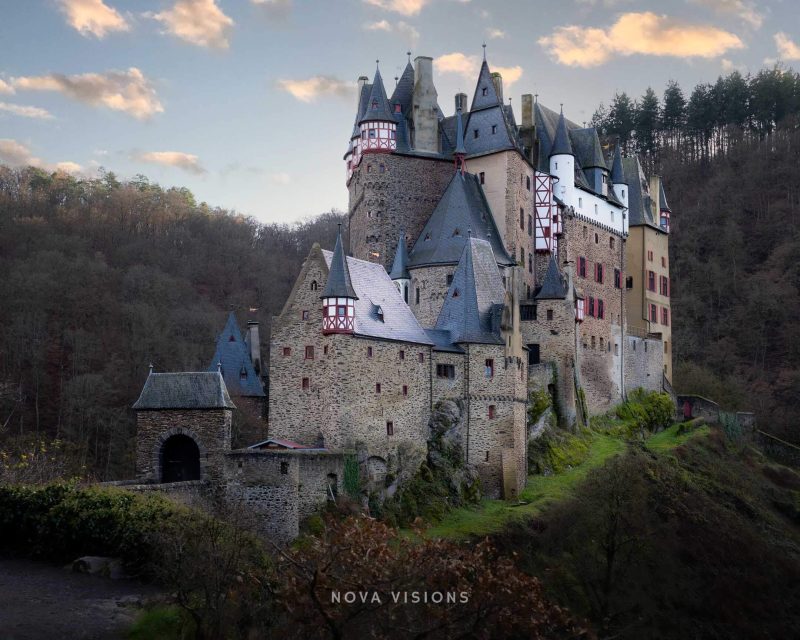 Blick vom Burg Eltz Aussichtpunkt