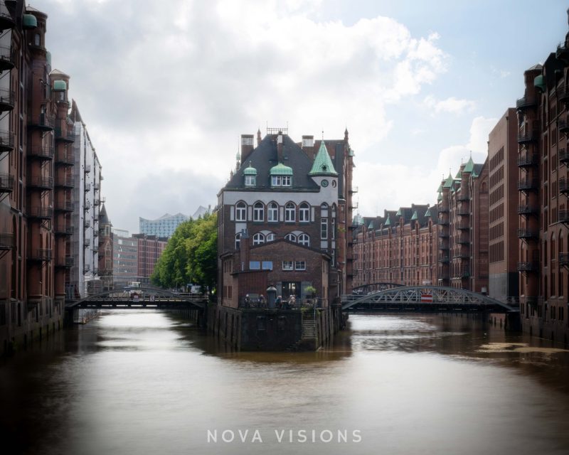 Das berühmte Wasserschloss in der Speicherstadt