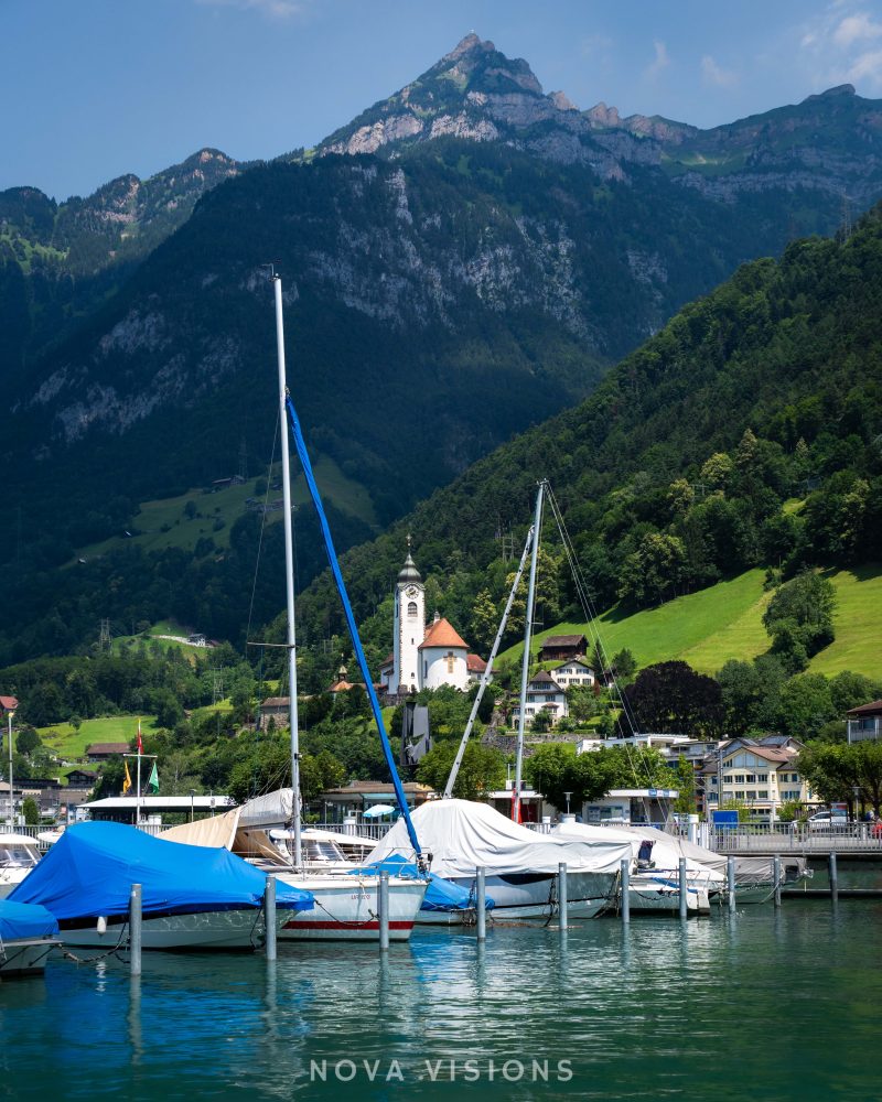 Flüelen vom Hafen aus gesehen