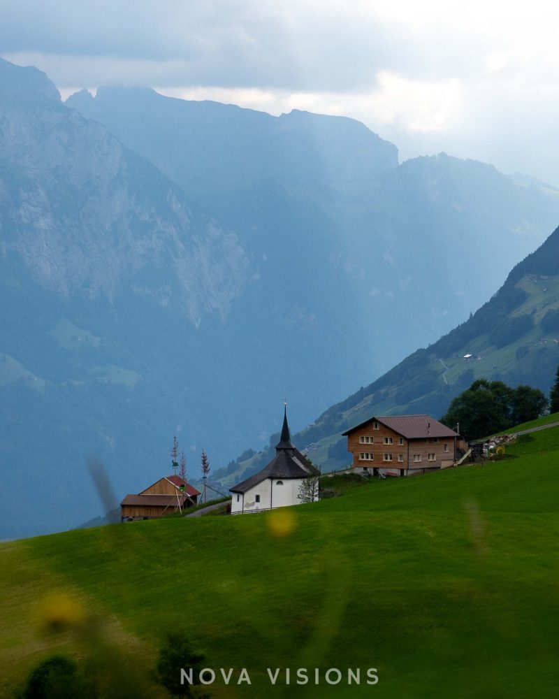 Szenerie am Gotthardpass