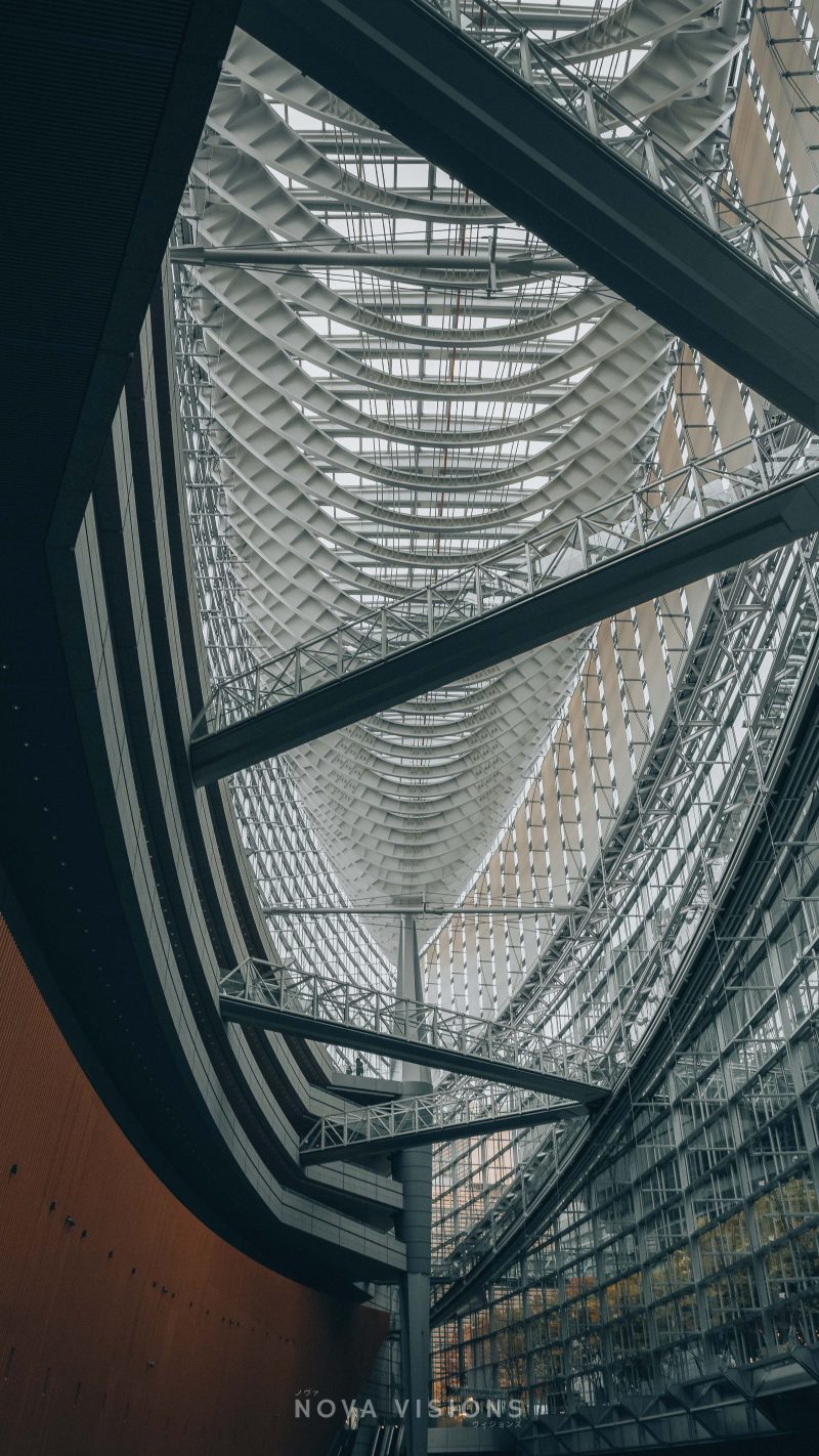 Tokyo International Forum mit eindrucksvollem Glasatrium