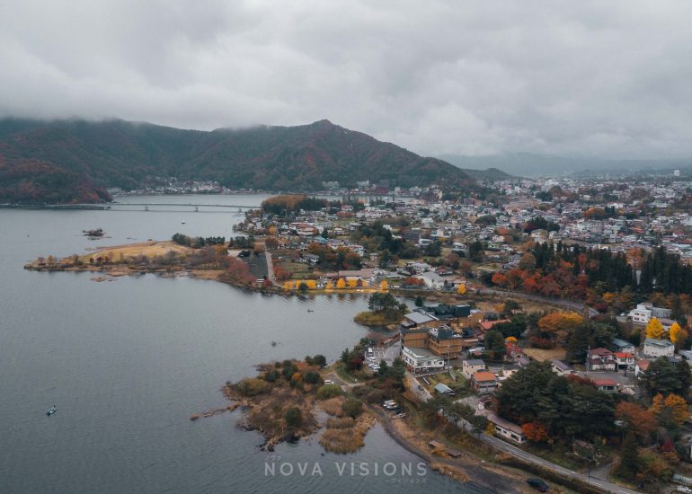 Über den Dächern in Kawaguchiko