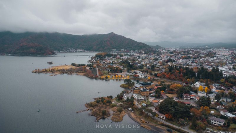 Über den Dächern in Kawaguchiko