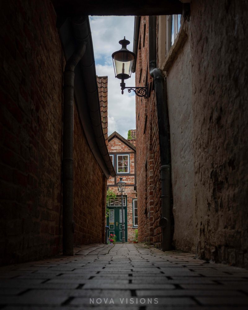 Eine der vielen atmosphärischen Gassen