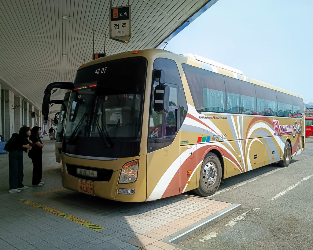 Busfahrt nach Jeonju