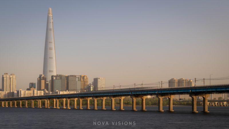 Jamsil Railway Bridge mit Lotte World Tower